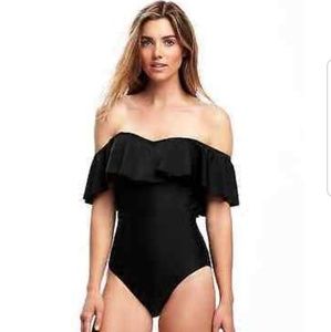 NWOT Old Navy Swimsuit